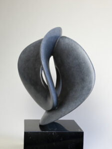 Bronze sculpture 'Fuse' by Jan van der Laan